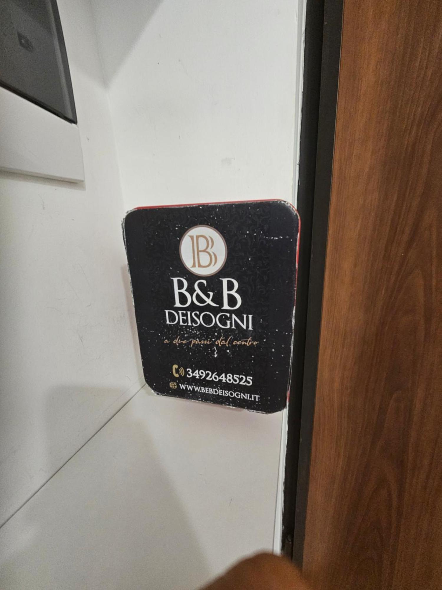 B&B Dei Sogni In Centro, Con Facilita Di Parcheggio Cosenza Exterior photo